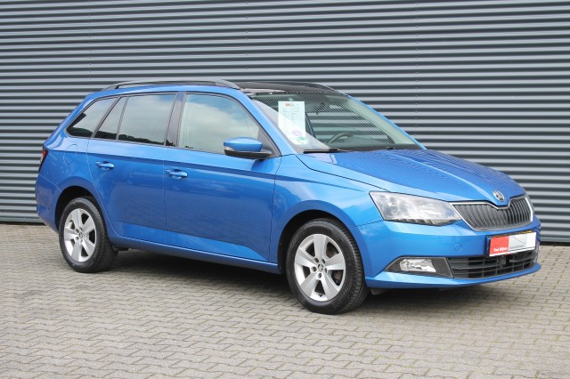 SKODA FABIA Combi 1.2 TSi Ambition Uitv. AIRCO - NAVIGATIE - PANORAMADAK, Paul Wijlens Automobielen, Haaksbergen