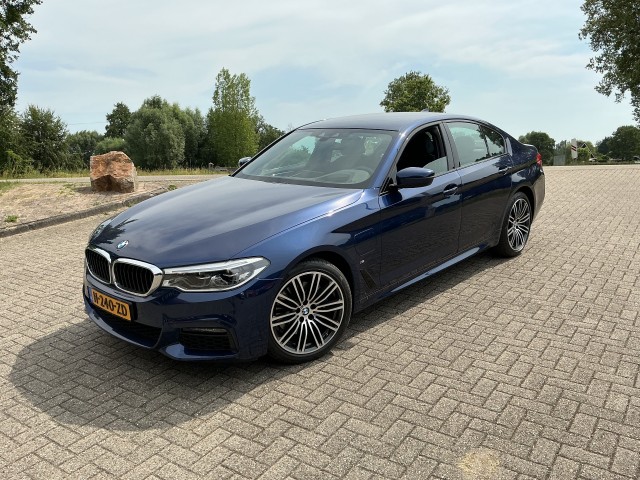 BMW 5-SERIE 530E IPERF HIGH EXECUTIVE M-SPORT, Autobedrijf Grootveld en Ploeg, Overberg