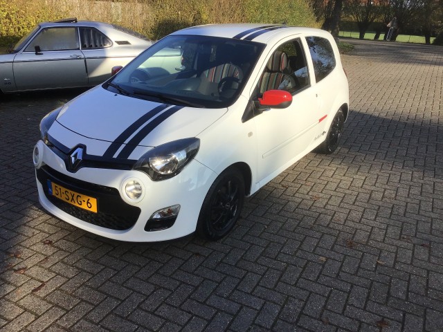 RENAULT TWINGO 1.2 16V COLLECTION RED BULL EDTION, Autobedrijf Grootveld en Ploeg, Overberg