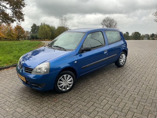 RENAULT CLIO 1.4-16V CAMPUS, Autobedrijf Grootveld en Ploeg, Overberg