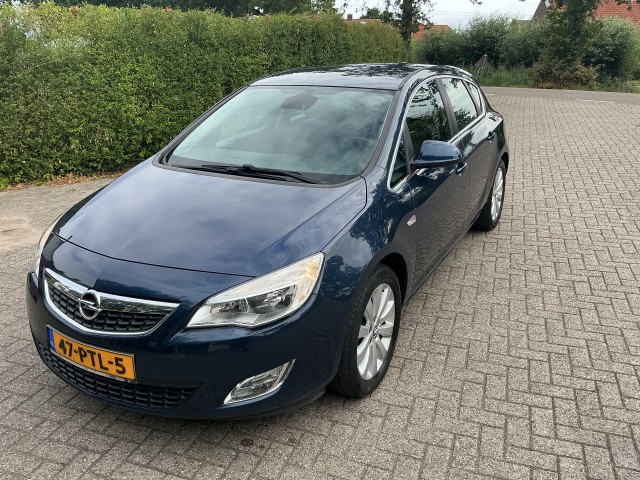 OPEL ASTRA 1.4 TURBO COSMO, Autobedrijf Grootveld en Ploeg, Overberg