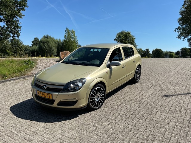 OPEL ASTRA 1.4 ENJOY, Autobedrijf Grootveld en Ploeg, Overberg