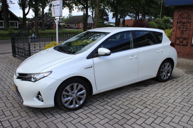 TOYOTA AURIS 1.8 HYBRID EXECUTIVE, Autobedrijf Hans Smit, Ter Apelkanaal