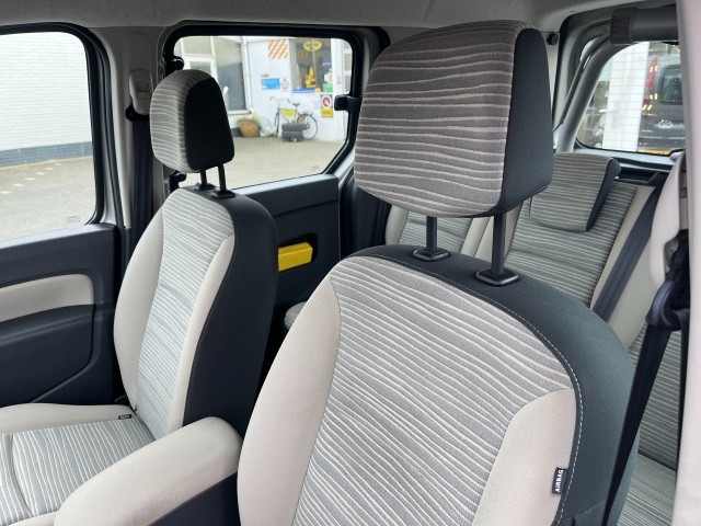 RENAULT KANGOO 1.6-16V, LIFT, AUT,1E EIG,31000KM!, nieuwstaat! Mutsers Auto's, 5712 BR Someren