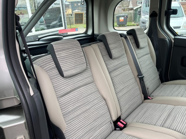 RENAULT KANGOO 1.6-16V, LIFT, AUT,1E EIG,31000KM!, nieuwstaat! Mutsers Auto's, 5712 BR Someren