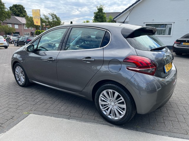 PEUGEOT 208 1.2 ALLURE AUT, NAVI, CRUISE perfecte staat! Mutsers Auto's, 5712 BR Someren