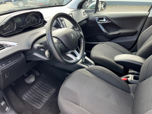 PEUGEOT 208 1.2 ALLURE AUT, NAVI, CRUISE perfecte staat! Mutsers Auto's, 5712 BR Someren