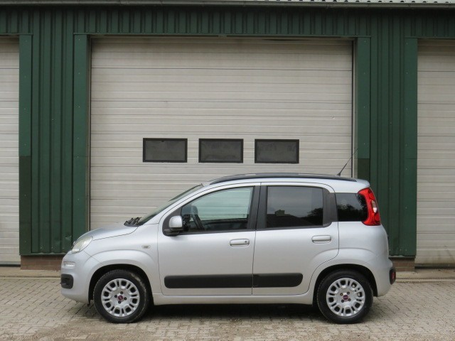 FIAT PANDA 0.9 TwinAir Lounge, Autobedrijf Kuiper, Eefde