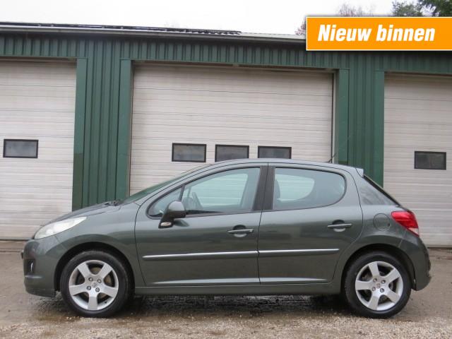 PEUGEOT 207 01.6 VTi Première, Autobedrijf Kuiper, Eefde