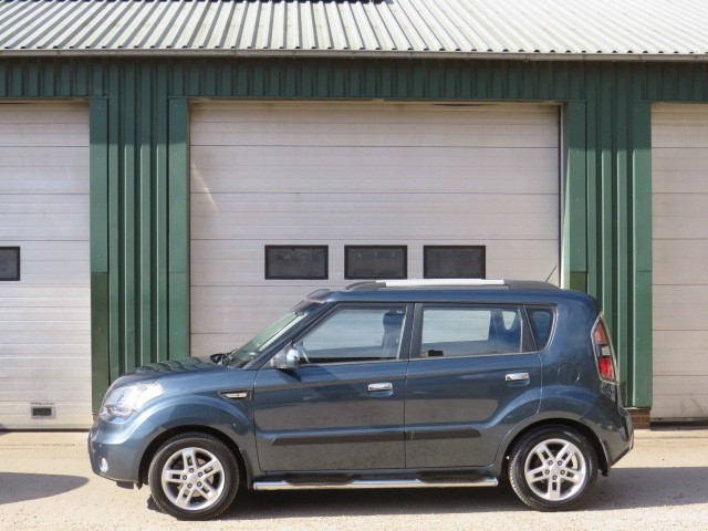 KIA SOUL