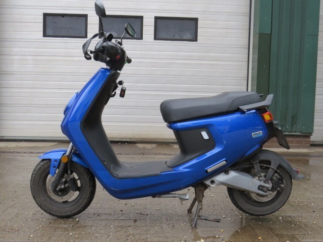 OVERIGE Niu MQI+LITE, Autobedrijf Kuiper, Eefde