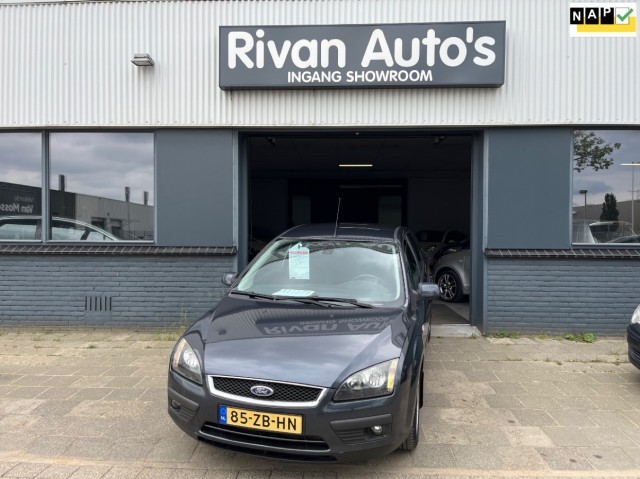 FORD FOCUS 1.6-16V FUTURA, Autobedrijf Rivan, Breda