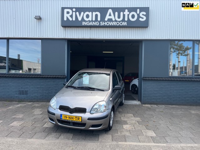 TOYOTA YARIS 1.3 VVT-I IDOLS, Autobedrijf Rivan, Breda
