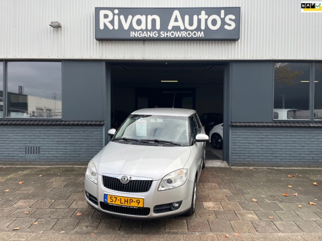 SKODA FABIA 1.6-16V ELEGANCE, Autobedrijf Rivan, Breda