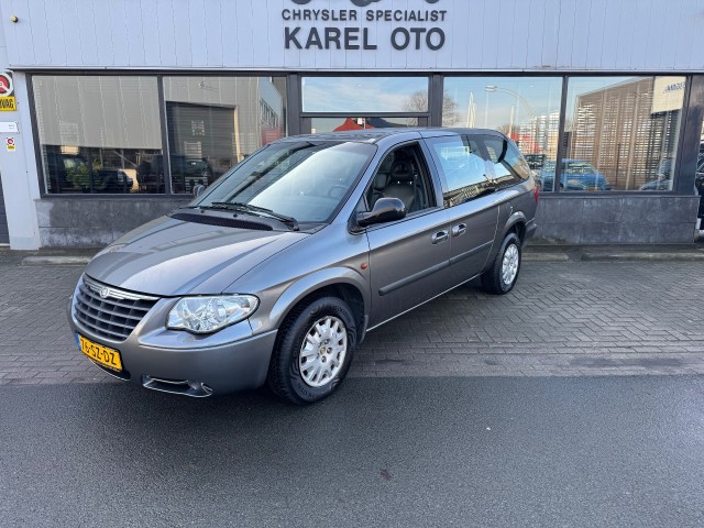 CHRYSLER GRAND VOYAGER 3.3i SE LUXE, Karel Oto, Katwijk ZH