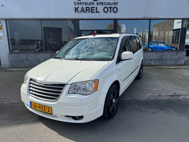 CHRYSLER GRAND VOYAGER 3.8i LIMITED SWIVEL 'N GO, Karel Oto, Katwijk ZH