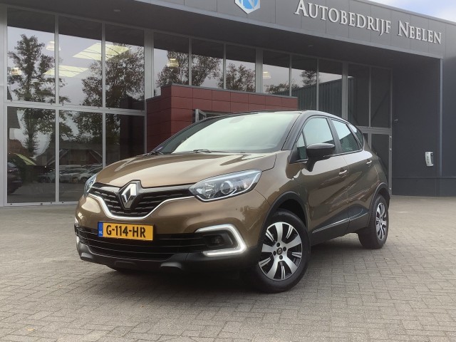 RENAULT CAPTUR 0.9 TCe Limited , Autobedrijf  Neelen BV, Heesch