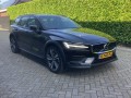 VOLVO V60 CC Cross Country 2.0 B5 AWD Plus I dealer onderhouden, Autobedrijf  Neelen BV, Heesch