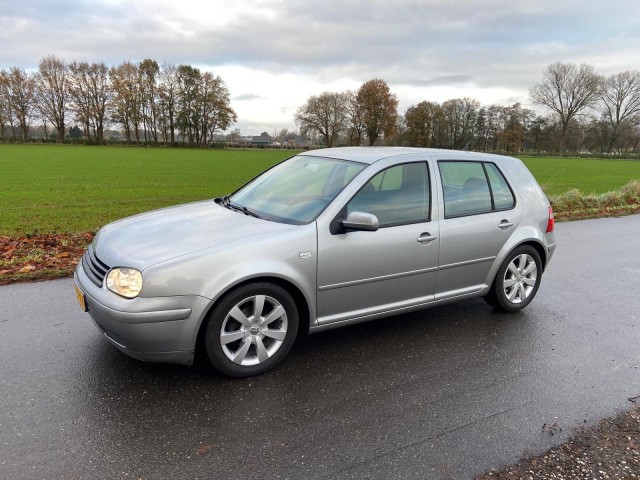 VOLKSWAGEN GOLF 1.6 Ocean  5 DRS. Airco Nw. APK Nw. Distributie, Autobedrijf Vorderman v.o.f., Wenum