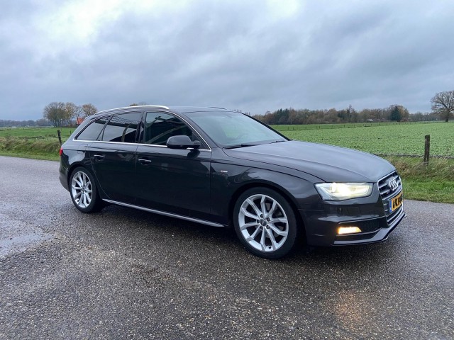 AUDI A4 Avant 2.0 S-Line Automaat , Autobedrijf Vorderman v.o.f., Wenum