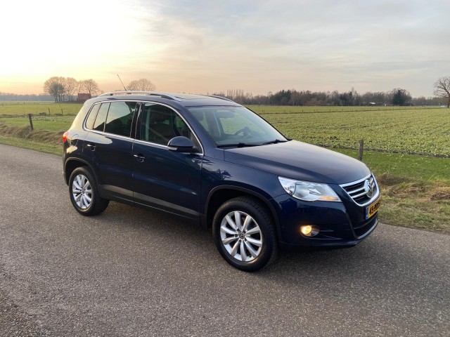 VOLKSWAGEN TIGUAN SPORT&STYLE  Donkerbruin Leer   ****** WORDT VERWACHT *******, Autobedrijf Vorderman v.o.f., Wenum