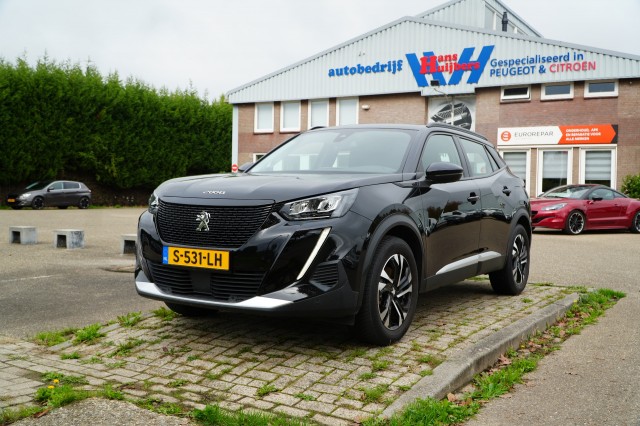 PEUGEOT E-2008 ALLURE 50KWH 3-FASEN - CLIMATE CONTROLE - ACHTERUITRIJCAMERA - A, Autobedrijf Hans Huijbers, Bemmel
