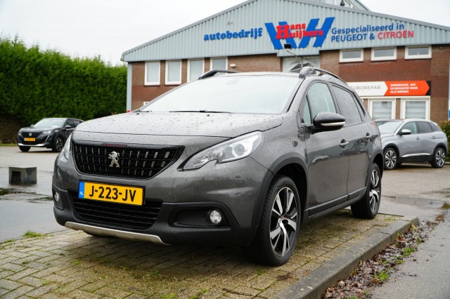 PEUGEOT 2008 GT-LINE 1.2-130PK EAT6 ATOMAAT - CLIMATE CONTROLE - NAVI - TREKH, Autobedrijf Hans Huijbers, Bemmel