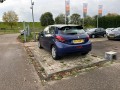 PEUGEOT 208 BLUE LION 1.2-82PK 5-DEURS - AIRCO - NAVIGATIE - A. PARKEERHULP, Autobedrijf Hans Huijbers, Bemmel