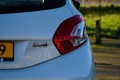 PEUGEOT 208 ENVY 1.2-82PK 5-DEURS - CLIMATE CONTROLE - NAVI - PARKEERHULP, Autobedrijf Hans Huijbers, Bemmel