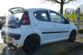 PEUGEOT 107 PREMIERE 1.0-68PK 5-DEURS - AIRCO - ELECTRISCHE RAMEN - SPOILER, Autobedrijf Hans Huijbers, Bemmel