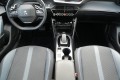 PEUGEOT 2008 ALLURE 1.2-130PK EAT8 AUTOMAAT - NAVI - PARKEERHULP  - TREKHAAK, Autobedrijf Hans Huijbers, Bemmel