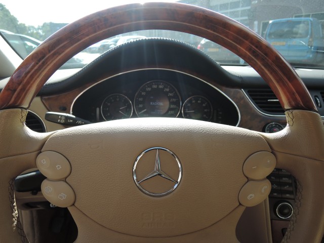 MERCEDES-BENZ CLS-KLASSE CLS 500 automaat Autobedrijf Bloemendal, 6741 PE LUNTEREN