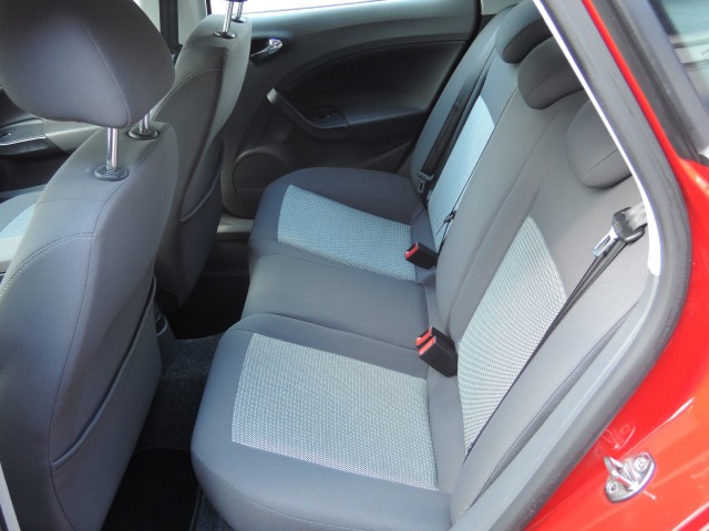 SEAT IBIZA 1.9 TDI 105PK STYLE Autobedrijf Bloemendal, 6741 PE LUNTEREN
