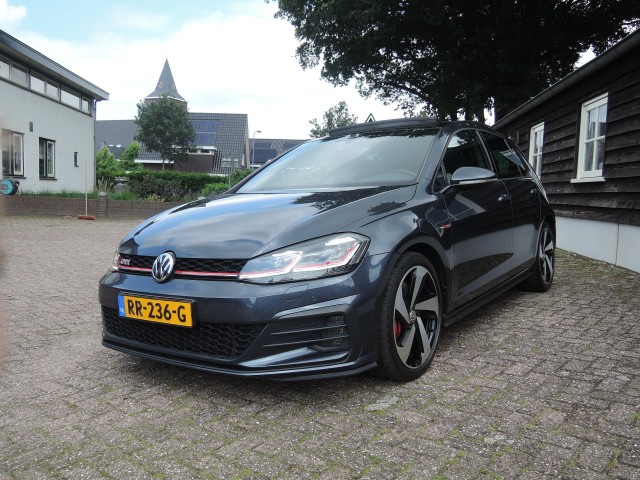 VOLKSWAGEN GOLF 2.0 TSI GTI PERFORMANCE Autobedrijf Bloemendal, 6741 PE LUNTEREN