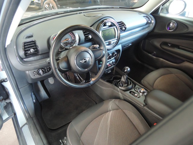 MINI CLUBMAN 1.5 ONE CHILI Serious  Business Autobedrijf Bloemendal, 6741 PE LUNTEREN