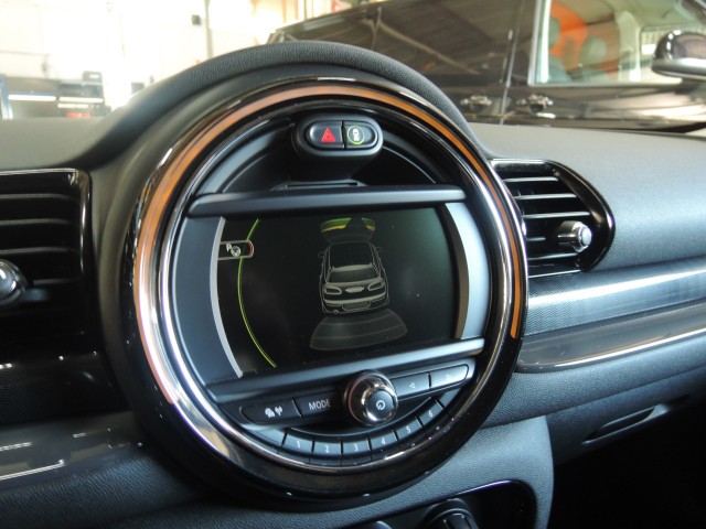 MINI CLUBMAN 1.5 ONE CHILI Serious  Business Autobedrijf Bloemendal, 6741 PE LUNTEREN