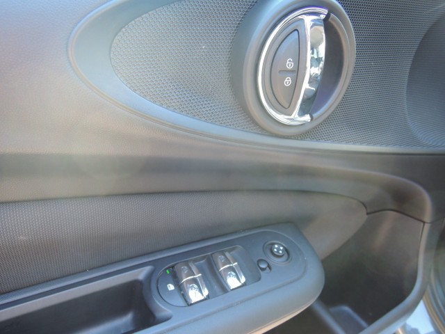 MINI CLUBMAN 1.5 ONE CHILI Serious  Business Autobedrijf Bloemendal, 6741 PE LUNTEREN