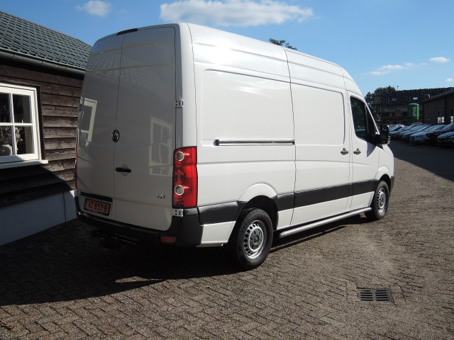 VOLKSWAGEN CRAFTER 35 2.0 TDI L2H2 Autobedrijf Bloemendal, 6741 PE LUNTEREN