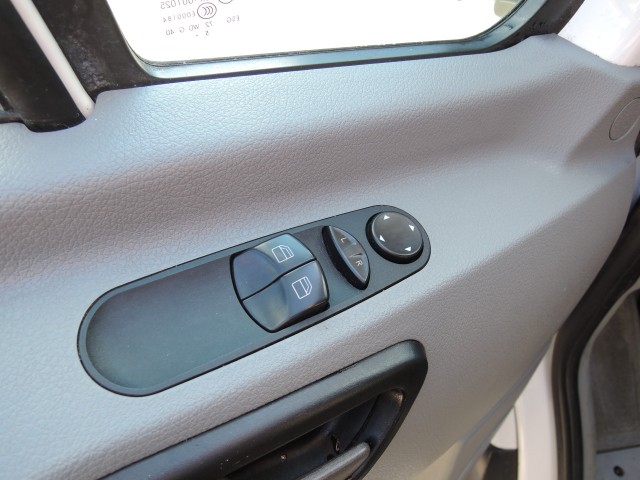 VOLKSWAGEN CRAFTER 35 2.0 TDI L2H2 Autobedrijf Bloemendal, 6741 PE LUNTEREN