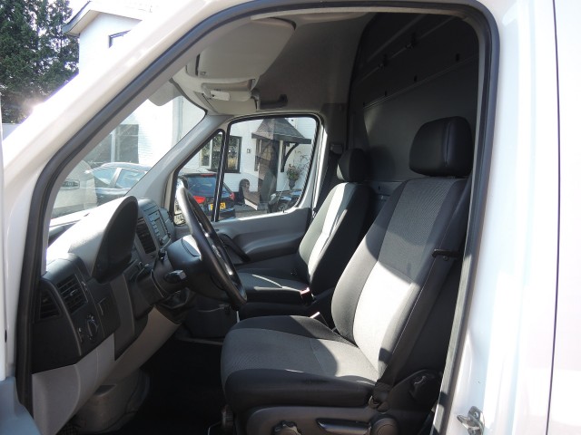 VOLKSWAGEN CRAFTER 35 2.0 TDI L2H2 Autobedrijf Bloemendal, 6741 PE LUNTEREN