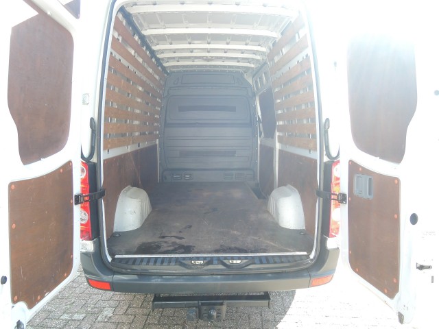 VOLKSWAGEN CRAFTER 35 2.0 TDI L2H2 Autobedrijf Bloemendal, 6741 PE LUNTEREN