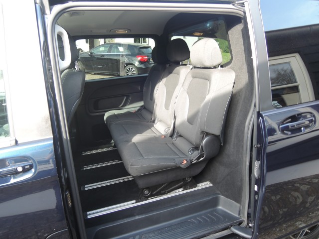 MERCEDES-BENZ V-KLASSE 220D LANG DC Autobedrijf Bloemendal, 6741 PE LUNTEREN