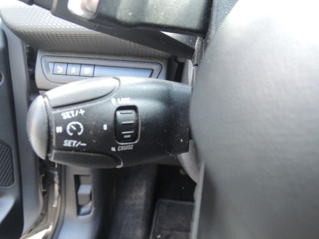 PEUGEOT 2008 1.2 PURET. BLUE LION Autobedrijf Bloemendal, 6741 PE LUNTEREN