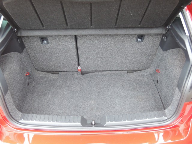 SEAT IBIZA 1.5 TSI FR EVOBNSINT Autobedrijf Bloemendal, 6741 PE LUNTEREN