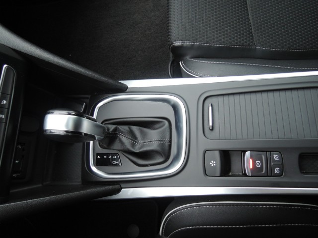 RENAULT MEGANE 1.2 TCE BOSE Autobedrijf Bloemendal, 6741 PE LUNTEREN