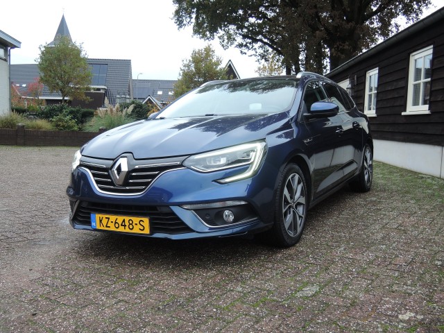 RENAULT MEGANE 1.2 TCE BOSE Autobedrijf Bloemendal, 6741 PE LUNTEREN