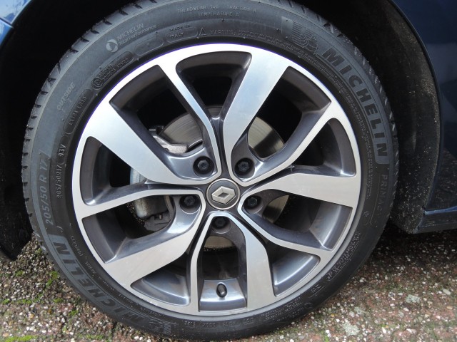 RENAULT MEGANE 1.2 TCE BOSE Autobedrijf Bloemendal, 6741 PE LUNTEREN