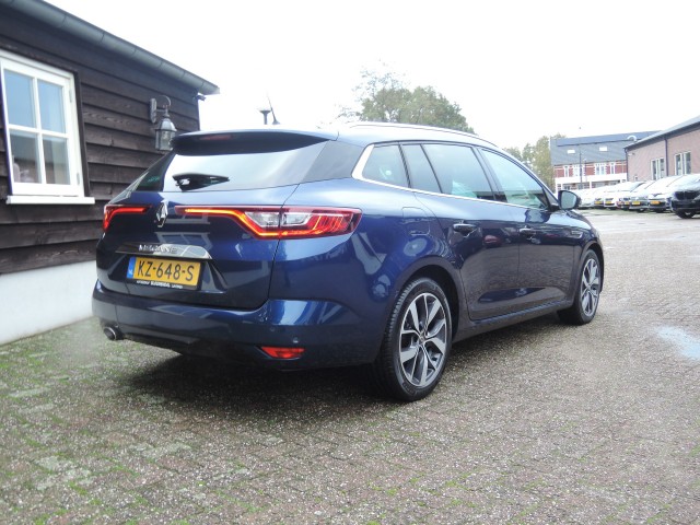 RENAULT MEGANE 1.2 TCE BOSE Autobedrijf Bloemendal, 6741 PE LUNTEREN