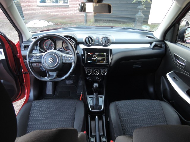 SUZUKI SWIFT 1.2 STIJL Sport  Automaat Autobedrijf Bloemendal, 6741 PE LUNTEREN