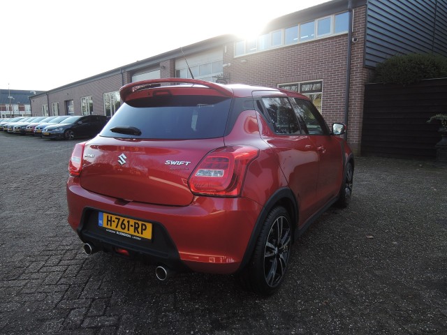 SUZUKI SWIFT 1.2 STIJL Sport  Automaat Autobedrijf Bloemendal, 6741 PE LUNTEREN